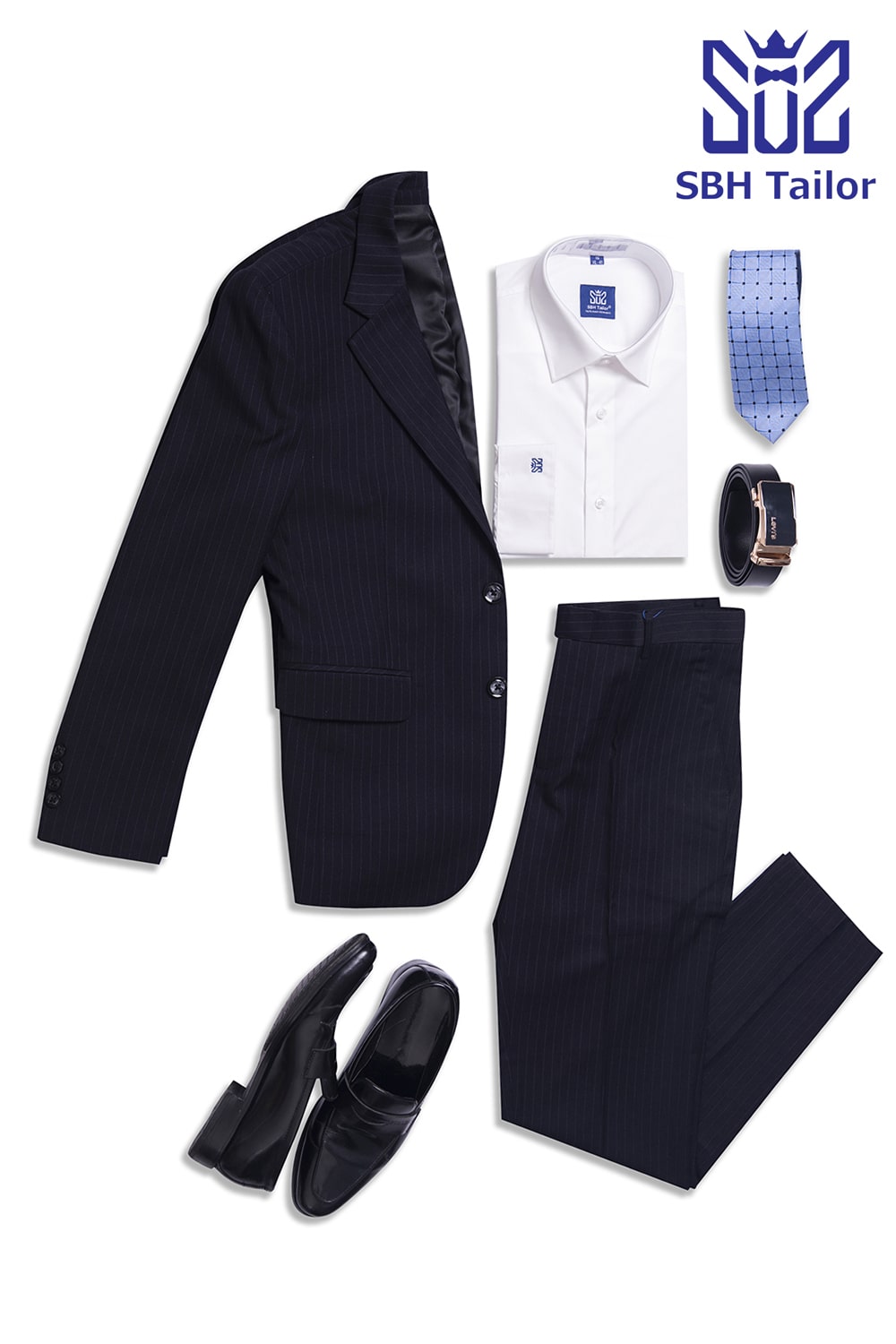 Bộ suit nam xanh navy kẻ sọc mảnh SBH Tailor phối sơ mi trắng, cà vạt xanh nhạt, thắt lưng và giày tây đen cho phong cách công sở cổ điển
