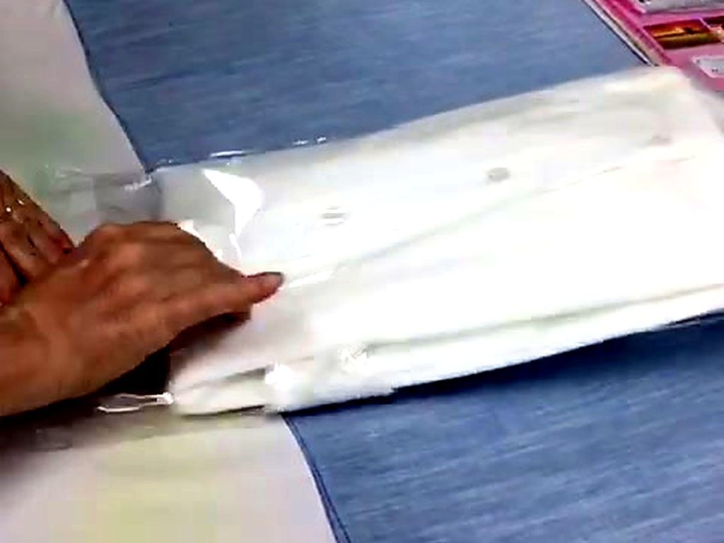 Đóng gói áo sơ mi thành phẩm tại SBH Factory